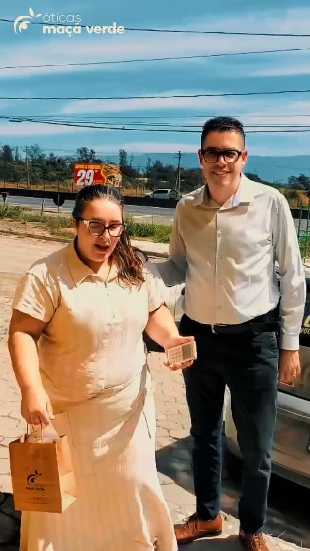 Entrega de óculos na porta do cliente